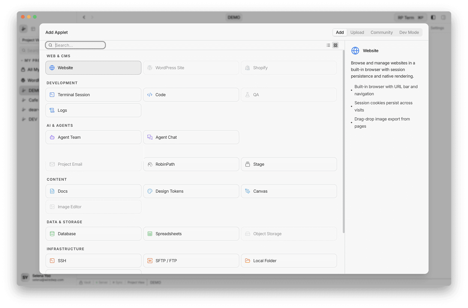Add Applet dialog showing Website selected under the Web & CMS category, with a description panel on the right listing key features