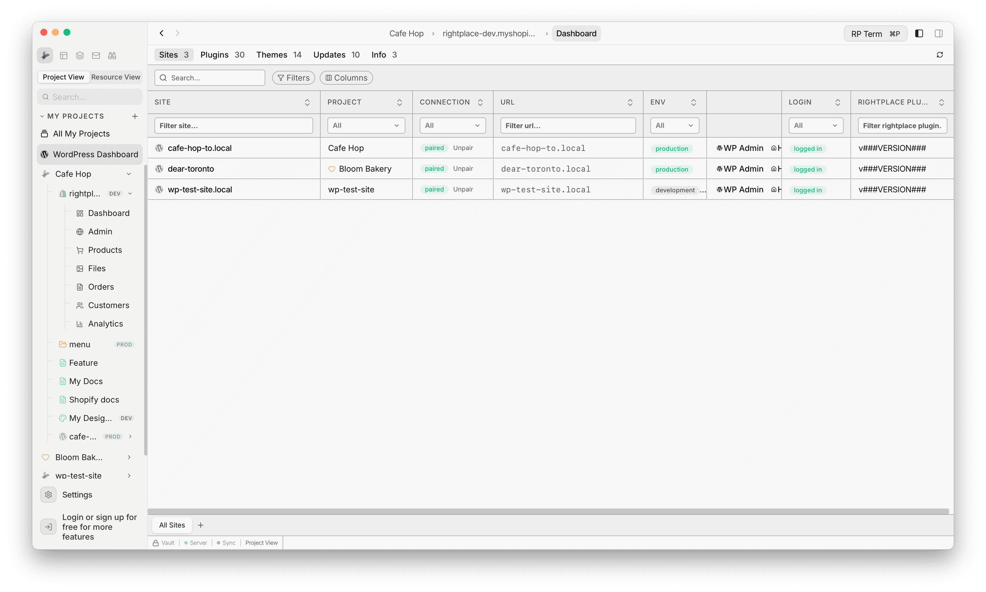 WordPress Global Dashboard Sites tab with site list, project, connection, URL, environment, login, and plugin version